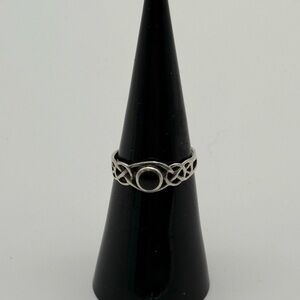 Kit Heath Celtic Sterling Silver Garnet Ring Size 5